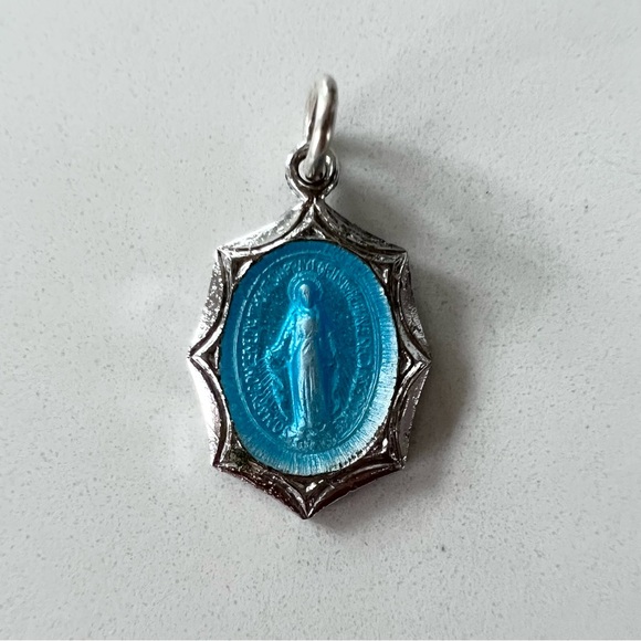 Vintage Sterling Silver Catholic Miraculous Medal Blue Enameled Pendant - Picture 3 of 5